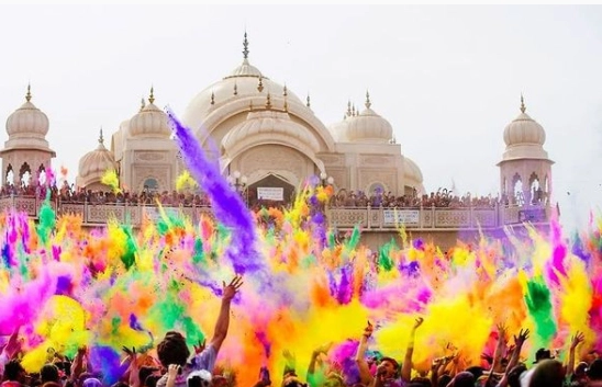 Rengarenk Holi Festivali Hakkında Her Şey
