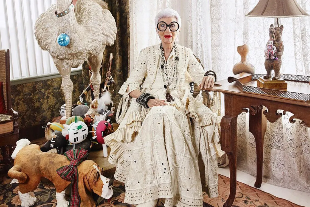 Stil İkonu Iris Apfel’in Hayatı, Kariyeri ve Tarzı