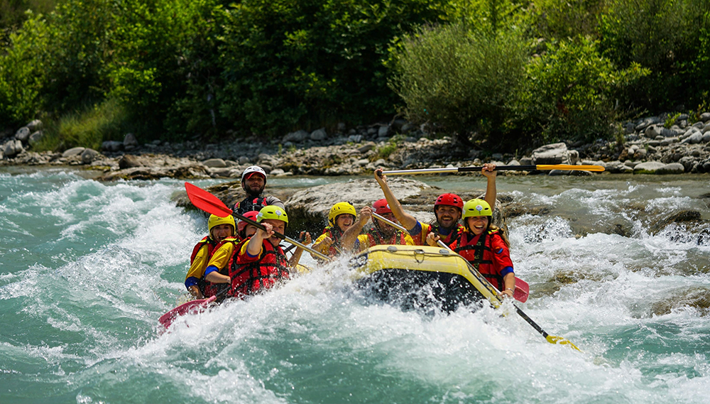 Rafting Nedir? Zorluk Seviyeleri ve Türkiye’de Deneyebileceğiniz Rotalar
