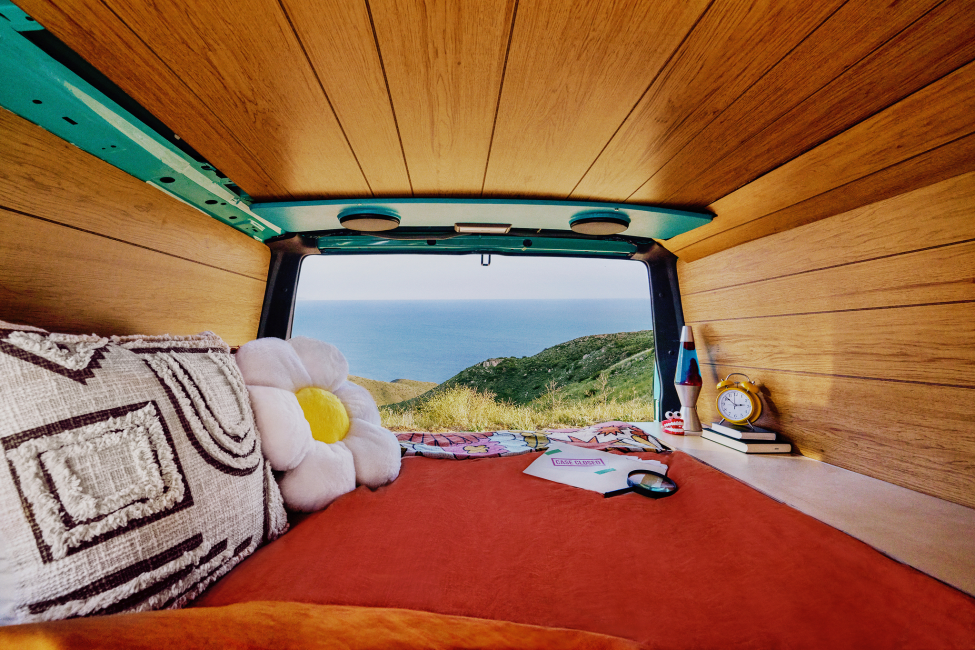 Ekranların En Ünlü Airbnb Evleri