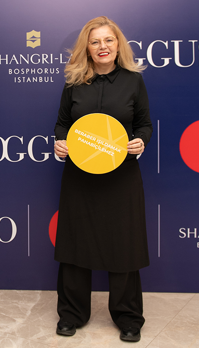 Paha Biçilemez Kadınlar Bir Arada