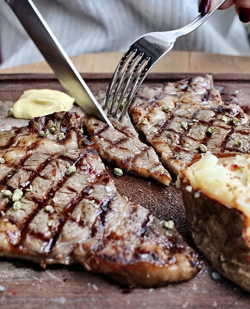 Damağında İz Bırakacak: İstanbul'da Mutlaka Denemeniz Gereken En İyi Et Restoranları