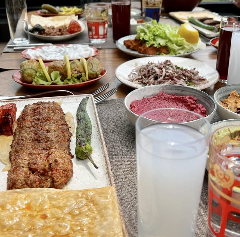 Damağında İz Bırakacak: İstanbul'da Mutlaka Denemeniz Gereken En İyi Et Restoranları