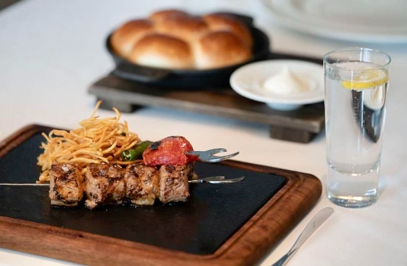 JW Steakhouse – ızgara et ve garnitürlerle fine dining sunum Ankara