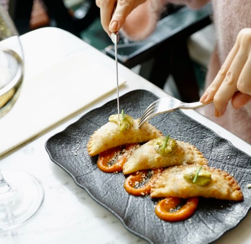 La Gioia Cafe Brasserie – kızarmış empanada tarzı başlangıç yemeği Ankara