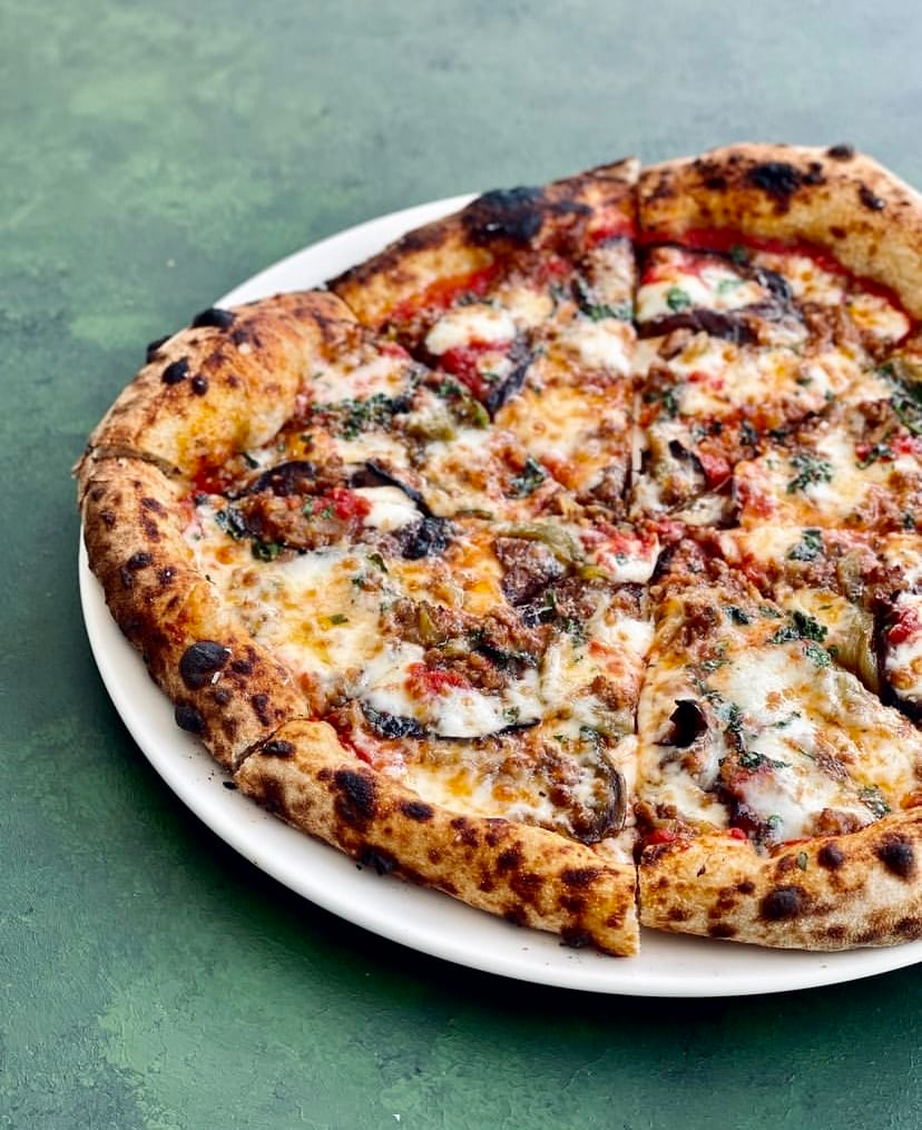Unica Pizza Ankara – mozzarella ve domates soslu sourdough pizza
