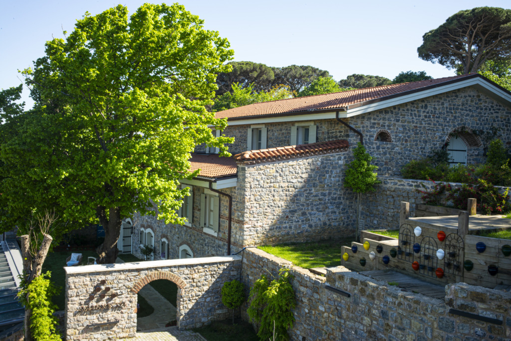 Six Senses Kocataş Mansions İstanbul bünyesinde yer alan Six Senses Spa, konaklamalı, konaklamasız wellness programlarıyla keyifli bir deneyim sunuyor.