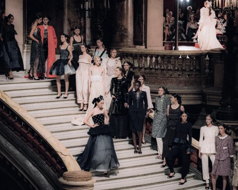 Chanel Haute Couture Koleksiyonu ile Operaya Dönüyor