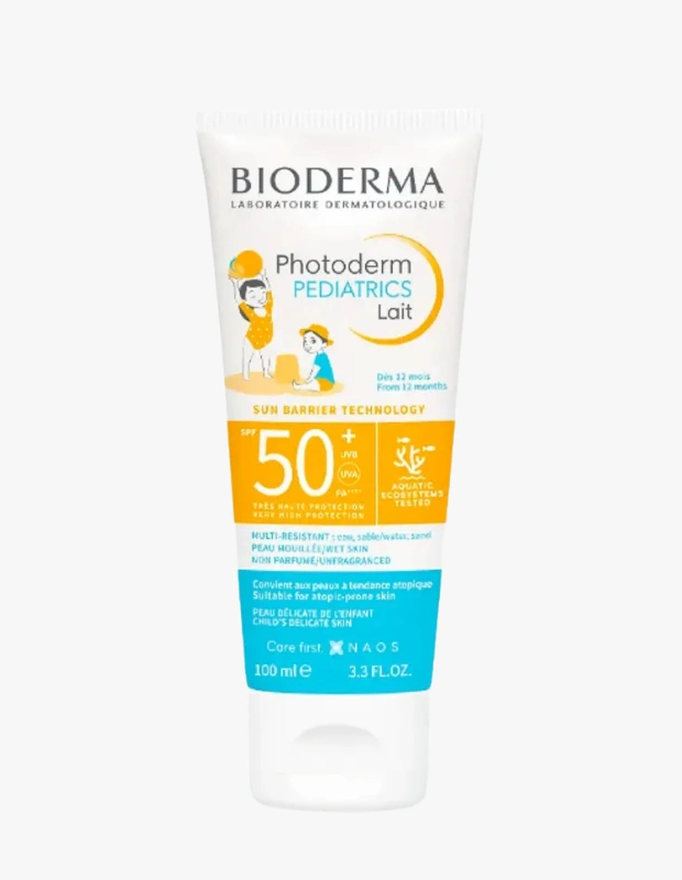 Ürün Cinsiyeti: Unisex

Ürün Tipi: Güneş Koruması

Ürün Sezonsallığı: Dört Mevsim

Ürün Çeşidi: Bebek & Çocuk Güneş Sütü

Ürün Özellikleri:
Photoderm Pediatrics Lait SPF 50+, bebek ve çocukların hassas cildi için çok yüksek güneş koruması sunmayı hedefler. Süt formundaki yapısı ciltte kolayca yayılır ve konforlu bir kullanım sağlar. Yüz ve vücut kullanımına uygun formülüyle aile boyu güneş koruması için ideal bir seçenektir.

Öne Çıkan Detaylar:

SPF 50+ çok yüksek koruma

Bebek ve çocuk cildine uygun

Süt formda kolay uygulama

Yüz & vücut kullanımına uygun

Kimler Kullanıyor?
Çocuklarının hassas cildini güvenle güneşten korumak isteyen ebeveynler için idealdir.

Bioderma Photoderm Pediatrics SPF 50+ ile bebek ve çocuk cildine güvenli güneş koruması sağlayın.