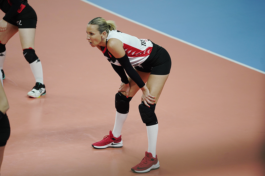 Burcu Hakyemez ile Türk Voleybolu Üzerine