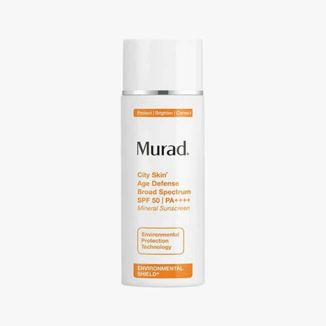 Ürün Cinsiyeti: Unisex

Ürün Tipi: Güneş Koruması

Ürün Sezonsallığı: Dört Mevsim

Ürün Çeşidi: Şehir Tipi Güneş Koruyucu

Ürün Özellikleri:
City Skin Age Defense, SPF 50 koruma sunan ve şehir hayatının çevresel etkilerine karşı geliştirilmiş çok yönlü bir güneş ürünüdür. Cildi UV ışınlarına karşı korurken aynı zamanda daha dengeli ve pürüzsüz bir görünümü desteklemeyi hedefler.

Öne Çıkan Detaylar:

SPF 50 yüksek koruma

Şehir yaşamına özel formül

Günlük kullanıma uygun yapı

Çok yönlü koruma yaklaşımı

Kimler Kullanıyor?
Şehir yaşamında güneş, kirlilik ve çevresel faktörlere karşı tek adımda koruma arayan kullanıcılar için idealdir.

Murad City Skin Age Defense SPF 50 ile cildinizi şehir koşullarında güçlü şekilde koruyun.