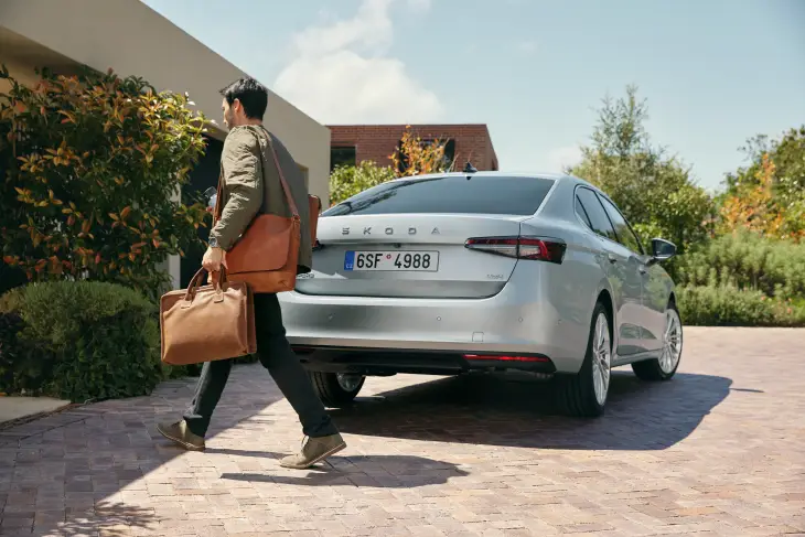 Prestijin ve Konforun Zirvesine Yolculuk: Yeni Škoda Superb