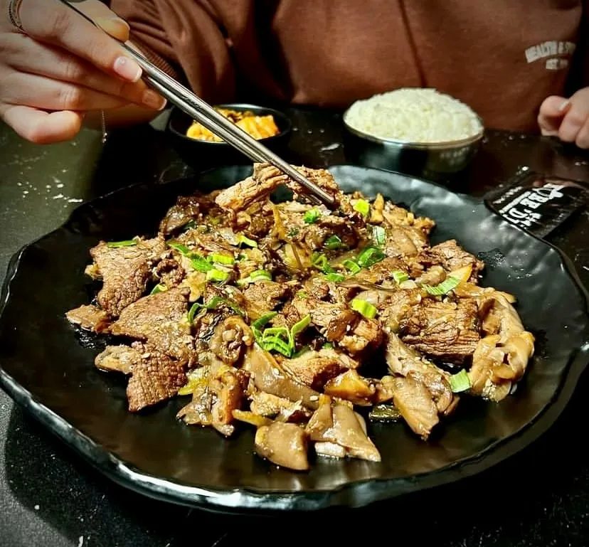 İstanbul’un En İyi Kore Restoranları: Bibimbap’tan BBQ’ya Lezzet Durakları