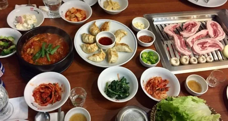 İstanbul’un En İyi Kore Restoranları: Bibimbap’tan BBQ’ya Lezzet Durakları