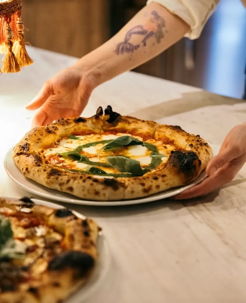 Odun Fırınından Sofraya: İstanbul'un En İyi Pizzacıları ve İmza Lezzetleri
