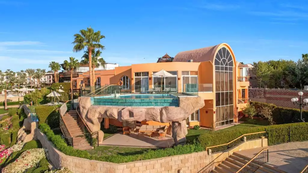 Royal Savoy Villas & Suites
