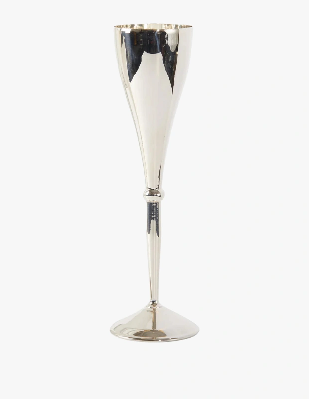 Ürün Cinsiyeti: Unisex

Ürün Tipi: Sofra & Sunum

Ürün Sezonsallığı: Dört Mevsim / Yılbaşı

Ürün Çeşidi: Şampanya Bardağı

Ürün Özellikleri:
OGGUSTO Cheers Lux şampanya bardağı, ince ve zarif siluetiyle yılbaşı ve özel kutlamalara sofistike bir eşlik sunar. Dengeli formu sayesinde köpüklü içeceklerin aromasını ön plana çıkarır. Kutlama sofralarında estetik bir sunum tamamlayıcısıdır.

Öne Çıkan Detaylar:

Zarif ve ince bardak formu

Kutlama ve davetlere uygun tasarım

Estetik sunum odaklı yapı

Sofra şıklığını tamamlar

Kimler Kullanıyor?
Kutlamalarında sunuma önem veren, yılbaşı sofralarını zarif detaylarla tamamlamak isteyen kullanıcılar için idealdir.

OGGUSTO Cheers Lux şampanya bardağı ile kutlamalarınıza zarif ve şık bir sunum dokunuşu katın.