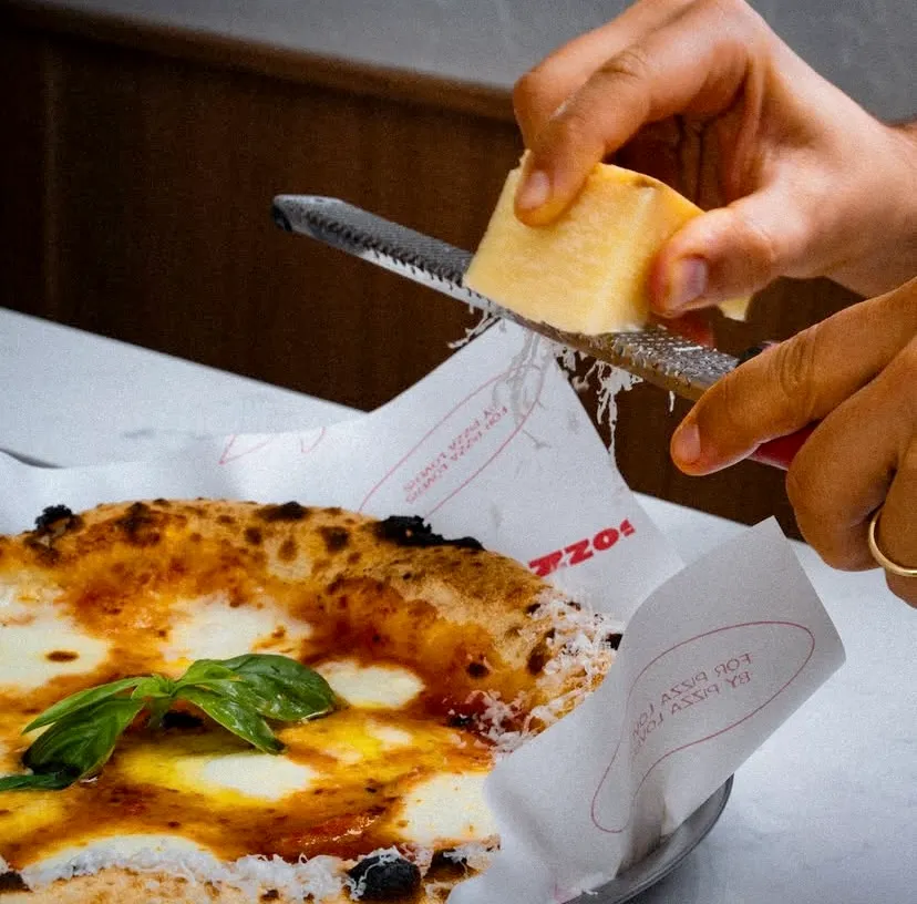 Odun Fırınından Sofraya: İstanbul'un En İyi Pizzacıları ve İmza Lezzetleri