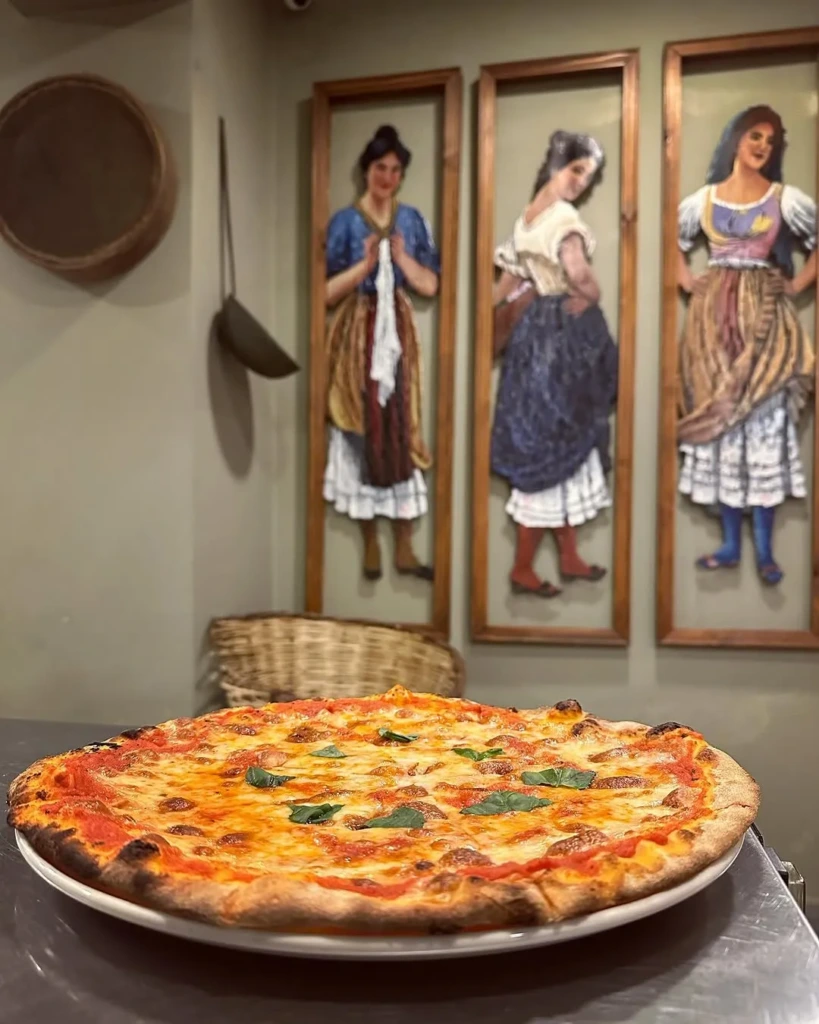 Odun Fırınından Sofraya: İstanbul'un En İyi Pizzacıları ve İmza Lezzetleri
