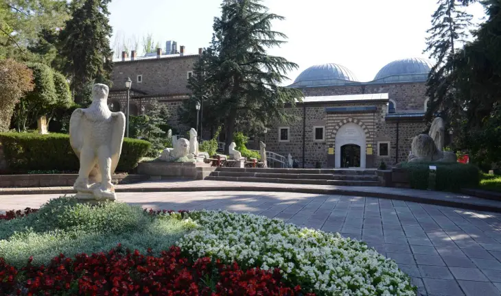 Anadolu Medeniyetleri Müzesi sanal tur deneyimini anlatan Ankara odaklı müze görseli