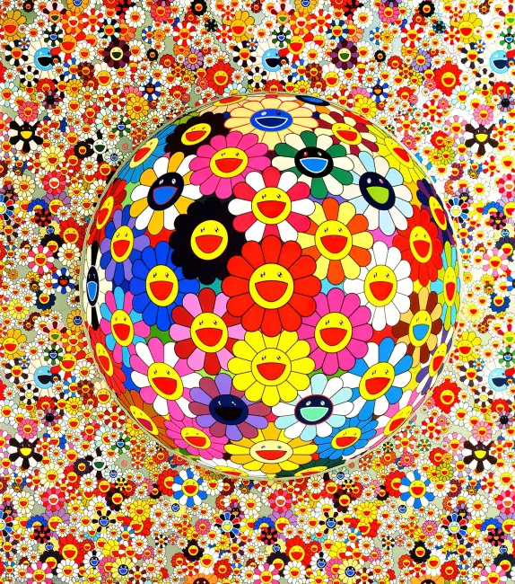 Takashi Murakami’nin imzası haline gelen gülen çiçek motifleriyle tasarlanmış renkli küre. Pop art ve Superflat estetiğini yansıtan bu eser, neşeli ve enerjik tarzıyla dikkat çekiyor.