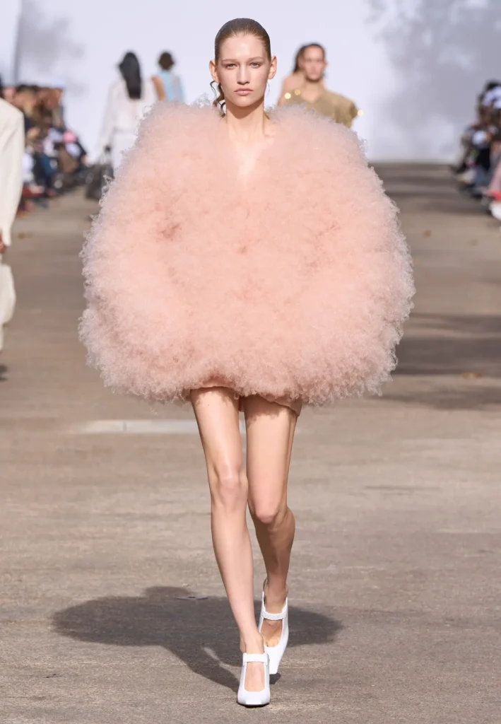 2025 İlkbahar/Yaz Moda Trendleri