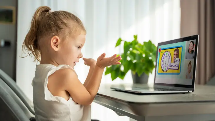 Çocuğunuzun Geleceğini Şekillendirin: Yaratıcı Düşünmeyi Tetikleyen Pratik Alışkanlıklar