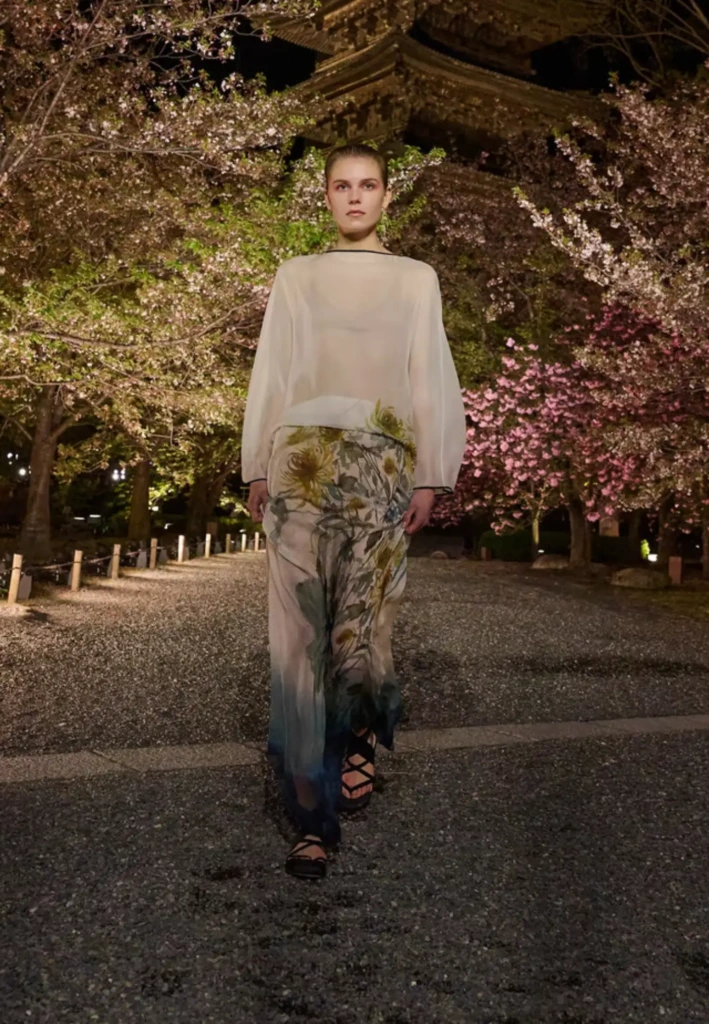 Dior’un 2025 Pre-Fall Defilesi Kyoto’da Gerçekleşti