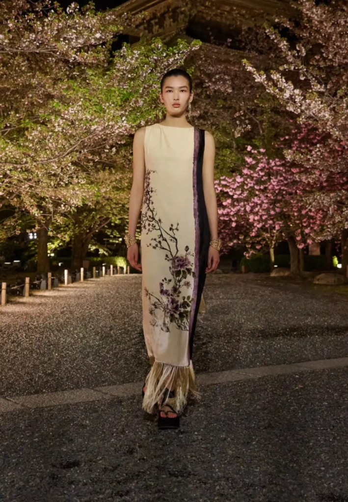 Dior’un 2025 Pre-Fall Defilesi Kyoto’da Gerçekleşti