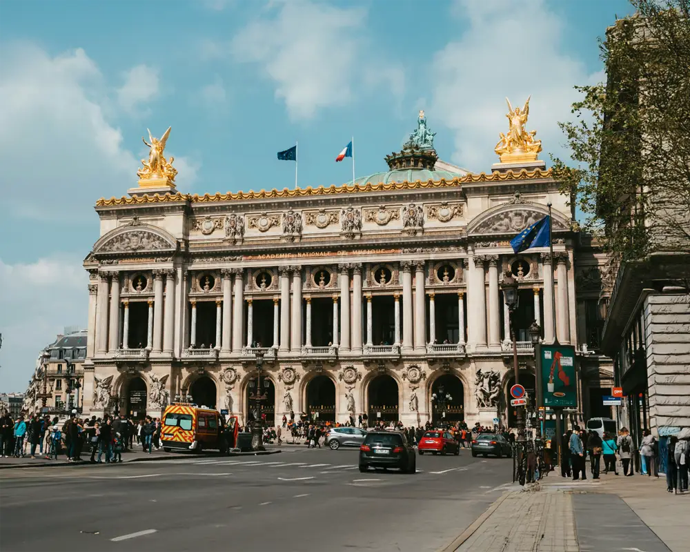 Palais Garnier Opera Binası Hakkında Bilmeniz Gerekenler