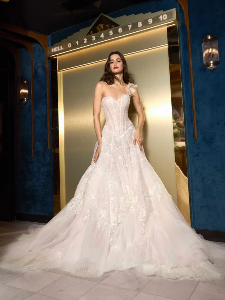 Galia Lahav gelinlik modeli