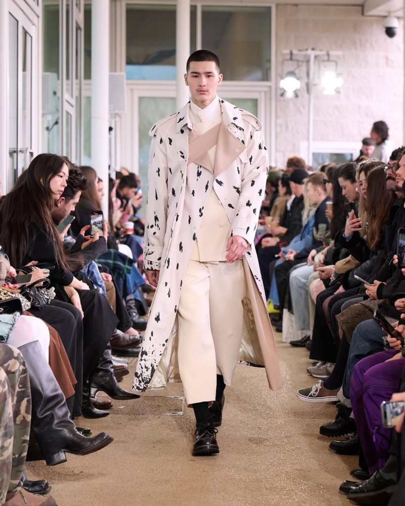 2025 Sonbahar/Kış Londra Moda Haftası Defileleri