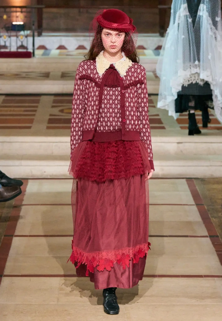 2025 Sonbahar/Kış Londra Moda Haftası Defileleri