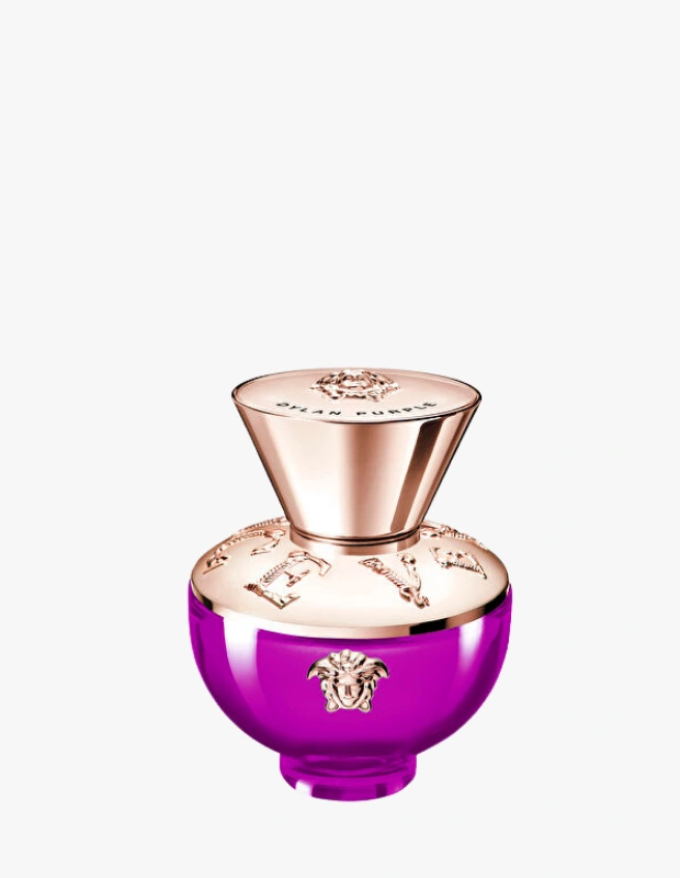 Ürün Cinsiyeti: Kadın
Ürün Tipi: Parfüm
Ürün Sezonsallığı: İlkbahar / Yaz
Ürün Çeşidi: Eau de Parfum
Ürün Özellikleri:
Dylan Purple, Versace’nin enerjik ve modern kadın anlayışını yansıtan taze bir parfümdür. Meyvemsi ve çiçeksi notaların canlı birleşimi, ferah ama feminen bir etki yaratır. Günlük kullanım için hafif ve pozitif bir karakter sunar.
Öne Çıkan Detaylar:
Meyvemsi & çiçeksi koku profili
Enerjik ve modern etki
Günlük kullanıma uygun
Canlı ve ferah yapı
Kimler Kullanıyor?
Taze, genç ve enerjik kokuları seven kullanıcılar için uygundur.
Versace Dylan Purple EDP ile taze, enerjik ve feminen bir koku deneyimi yaşayın.