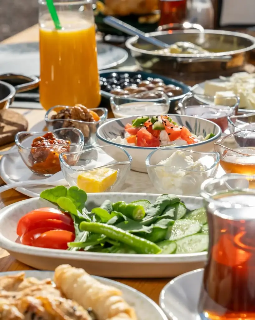 Bodrum’da Güne Başlamak İçin En Keyifli 12 Kahvaltı Adresi
