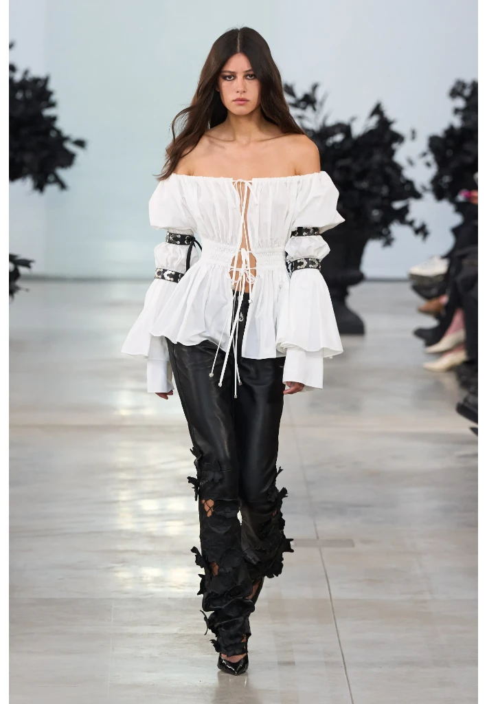 2025 Sonbahar/Kış Milano Moda Haftası Defileleri