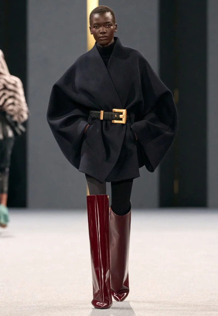 2025 Sonbahar/Kış Paris Moda Haftası Defileleri