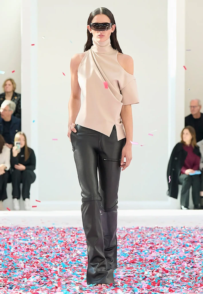 2025 Sonbahar/Kış Paris Moda Haftası Defileleri