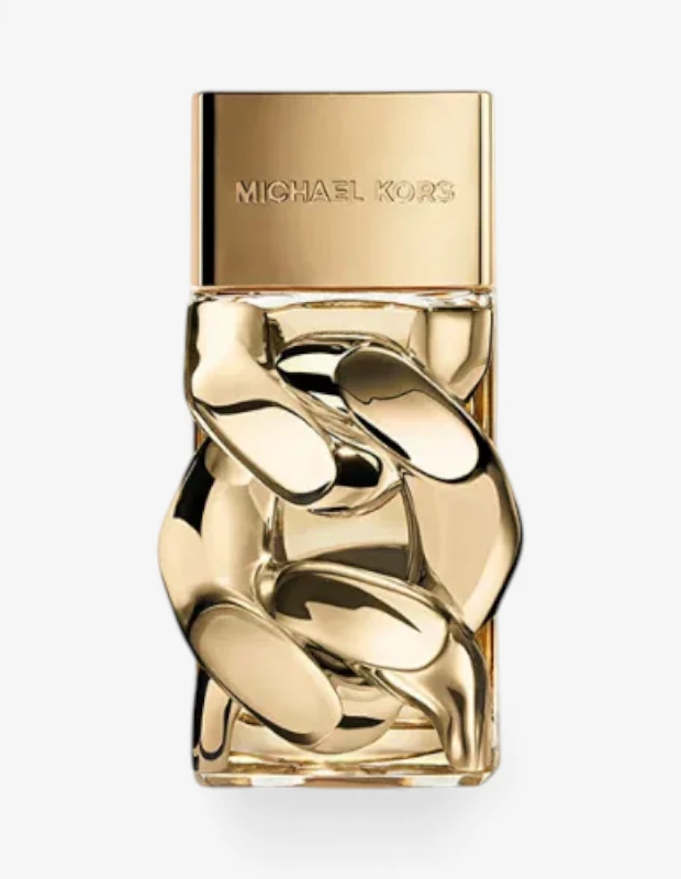 Marka Adı: Michael Kors
Ürün Cinsiyeti: Kadın
Ürün Tipi: Parfüm
Ürün Sezonsallığı: Belirtilmemiş
Ürün Çeşidi: Eau de Parfum (EDP)
Ürün Özellikleri: Michael Kors markasına ait Pour Femme EDP 50 ml, lüks ve modern bir tasarıma sahip bir parfümdür. Şeffaf, köşeleri yuvarlatılmış dikdörtgen cam şişesi, ürünün içindeki açık altın rengi sıvıyı gözler önüne serer. Şişenin üst kısmında yer alan parlak altın rengi, dikdörtgen metalik kapak, üzerinde MICHAEL KORS markasının kabartmalı yazısını taşır. Parfümün en çarpıcı özelliği, şişeyi sarmalayan, kalın ve heykelsi formda, parlak altın rengi bir zincir detayına sahip olmasıdır. Bu detay, ürüne hem göz alıcı bir stil hem de markanın ikonik aksesuar estetiğini kazandırır.
Öne Çıkan Detaylar:
- Şişeyi saran göz alıcı, heykelsi altın rengi zincir tasarımı
- Michael Kors logolu parlak altın rengi metalik kapak
- 50 ml hacimli, şeffaf cam şişesi
Kimler Kullanıyor?: Stilini cesur ve sofistike detaylarla tamamlamayı seven, modern lüksü benimseyen ve imza niteliğinde, kalıcı bir koku arayışında olan kadınlar bu parfümü tercih edebilir. Görünümüne şıklık ve karakter katacak aksesuarları seven, günün her anında zarafetinden ödün vermeyen ve bulunduğu ortamda etkileyici bir iz bırakmayı önemseyen bireylerin beğenisine hitap eder. Bu parfüm, hem günlük kullanıma hem de özel anlara uygun, güçlü ve zarif bir duruş sergileyenlerin tarzını yansıtır.