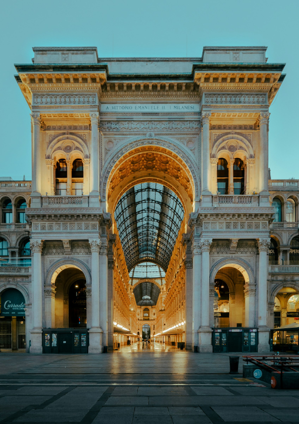 Galleria Vittorio Emanuele II girişi