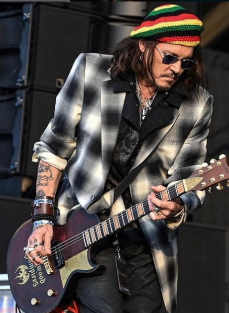 Stil Analizi: Johnny Depp