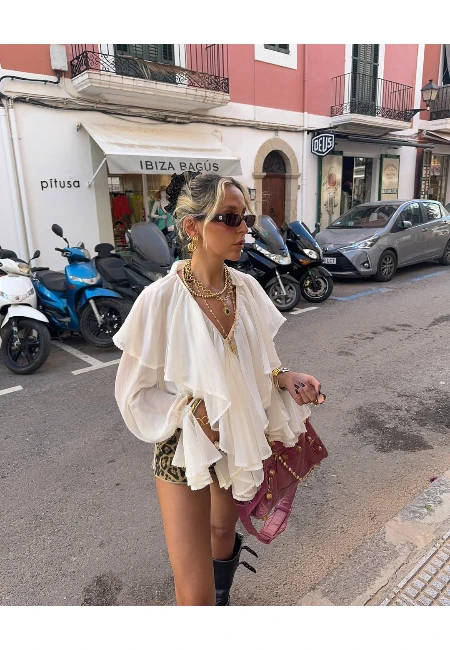 2026’nın Moda Trendi Dantel ile Romantik Stil Tüyoları