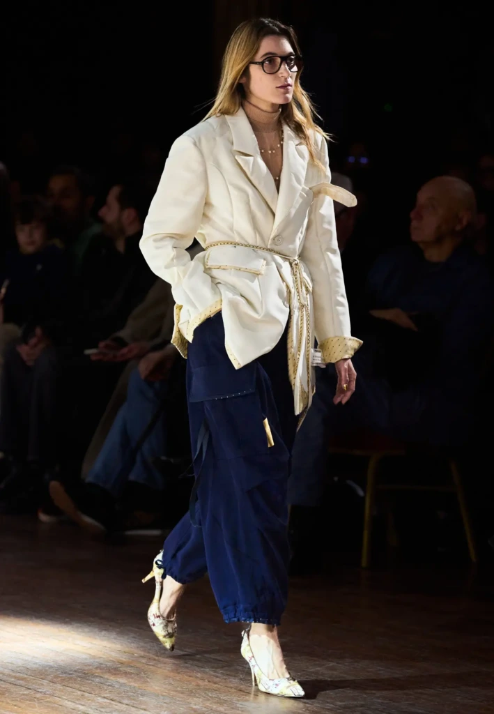 2025 Sonbahar/Kış Paris Moda Haftası Defileleri