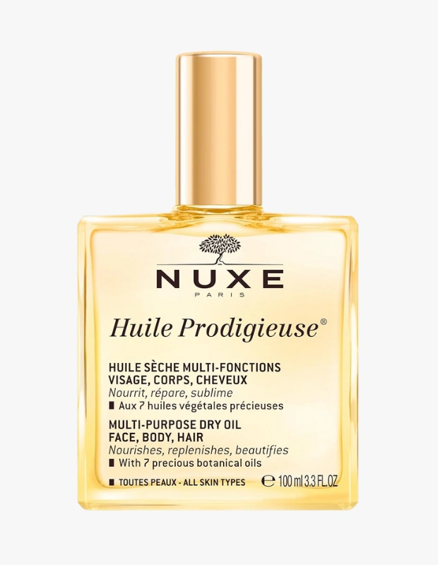 Ürün Cinsiyeti: Unisex

Ürün Tipi: Cilt & Vücut Bakımı

Ürün Sezonsallığı: Dört Mevsim

Ürün Çeşidi: Çok Amaçlı Kuru Yağ

Ürün Özellikleri:
NUXE Huile Prodigieuse, yüz, vücut ve saç için kullanılabilen ikonik kuru yağ formülüyle bilinir. Hafif yapısı sayesinde ciltte yağlı his bırakmadan yumuşaklık ve doğal ışıltı kazandırmayı hedefler. Günlük bakımda pratik ve çok yönlü bir üründür.

Öne Çıkan Detaylar:

Yüz, vücut ve saç için kullanım

Hafif, yağsız his bırakan doku

Doğal parlaklık etkisi

İkonik koku deneyimi

Kimler Kullanıyor?
Tek üründe çok amaçlı bakım arayan, cildinde doğal ışıltı ve yumuşaklık isteyen kullanıcılar için idealdir.

NUXE Huile Prodigieuse ile cildinize ve saçlarınıza hafif, çok yönlü ve ışıltılı bir bakım kazandırın.