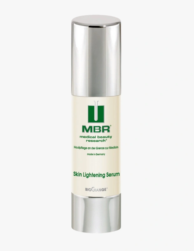 Ürün Cinsiyeti: Unisex

Ürün Tipi: Lüks Cilt Bakımı

Ürün Sezonsallığı: Dört Mevsim

Ürün Çeşidi: Aydınlatıcı & Leke Karşıtı Serum

Ürün Özellikleri:
MBR BioChange Skin Lightening Serum, cilt tonunu eşitlemeyi ve daha aydınlık bir görünüm kazandırmayı hedefleyen yoğun bir bakım serumudur. Düzenli kullanımda ciltte daha homojen bir görünüm sağlar.

Öne Çıkan Detaylar:

Yoğun aydınlatıcı bakım

Leke görünümünü hedefleyen formül

Daha pürüzsüz ve dengeli cilt tonu

Profesyonel bakım rutini hissi

Kimler Kullanıyor?
Cilt tonu eşitsizliği ve leke görünümüne odaklanan ileri seviye kullanıcılar.

MBR BioChange Skin Lightening Serum ile cildinizde eşit tonlu bir görünüm elde edin.