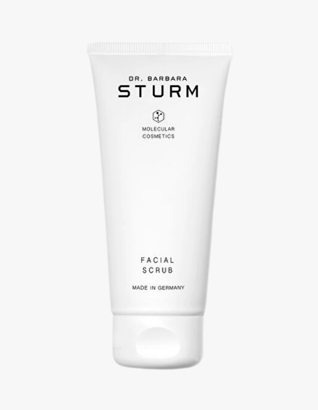 Ürün Cinsiyeti: Unisex

Ürün Tipi: Lüks Cilt Bakımı

Ürün Sezonsallığı: Dört Mevsim

Ürün Çeşidi: Yüz Peelingi

Ürün Özellikleri:
Dr. Barbara Sturm Facial Scrub, cildi nazikçe arındırmayı hedefleyen ince taneli bir yüz peelingidir. Cilt yüzeyindeki ölü deri görünümünü azaltmaya yardımcı olurken cildin doğal dengesini korumayı amaçlar.

Öne Çıkan Detaylar:

Hassas ciltlerle uyumlu nazik peeling

Cilt dokusunu pürüzsüzleştirmeye yardımcı

Kuruluk hissi bırakmayan formül

Lüks bakım rutini için ideal

Kimler Kullanıyor?
Nazik ama etkili peeling arayan, hassas ve normal cilt tipine sahip kullanıcılar.

Dr. Barbara Sturm Facial Scrub ile cildinizi nazikçe arındırın ve pürüzsüzleştirin.