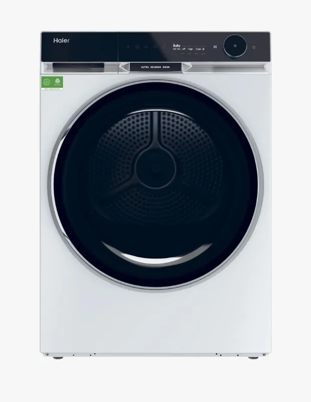 Beyaz renkli Haier marka önden yüklemeli çamaşır kurutma makinesi; geniş koyu cam kapak, dijital ekranlı kontrol paneli ve modern minimalist tasarım.