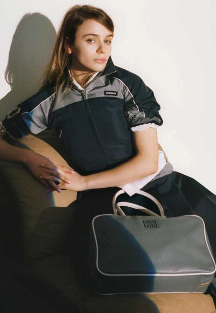 İtalyan Modasında Yeni Dönem: Prada, Versace'yi Satın Alıyor