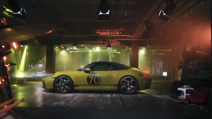 70’lerin Ruhunun Günümüzün Performansıyla Buluşması: Porsche 911 Spirit 70