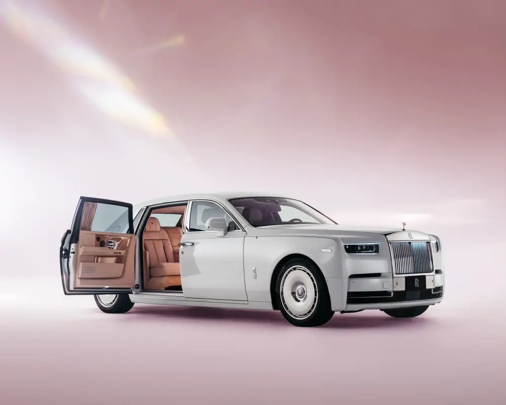 Anların Zarafeti: Rolls-Royce Phantom “Cherry Blossom”